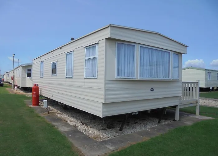 Coastfields: Arizona Cf:- 6 Berth With Enclosed Veranda