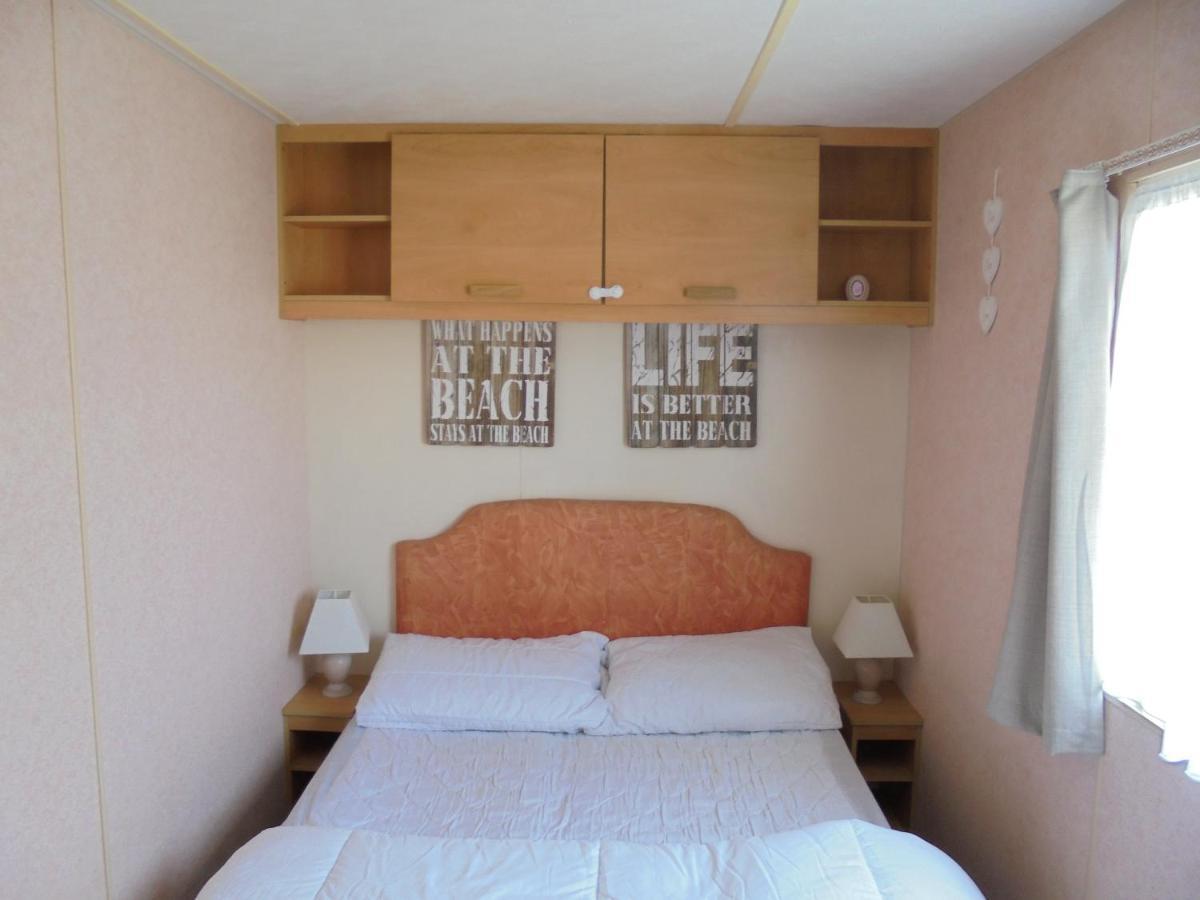 Coastfields: Arizona Cf:- 6 Berth With Enclosed Veranda Ingoldmells